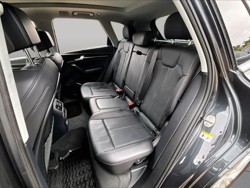 Used 2018 Audi Q5 2.0T Premium Plus w/ Premium Plus Package AWD/4WD image 21