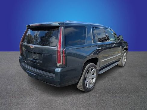 Used 2020 Cadillac Escalade Luxury image 5