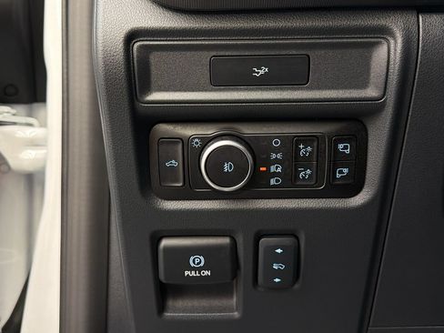 Used 2026 Ford F150 Lariat AWD/4WD image 29