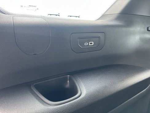 New 2025 Jeep Grand Cherokee L Altitude image 22