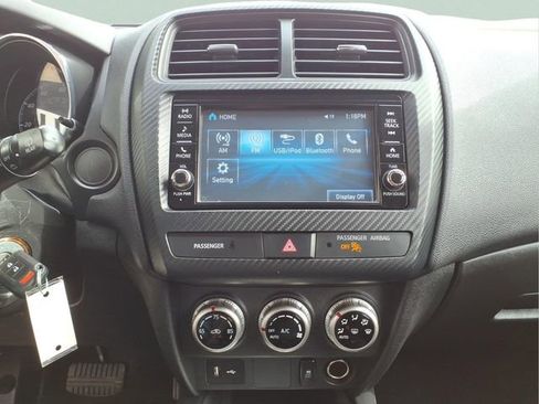 Used 2024 Mitsubishi Outlander Sport ES image 18