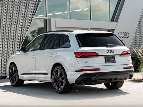 Certified 2025 Audi Q7 3.0T Premium Plus w/ Premium Plus Package AWD/4WD image 5