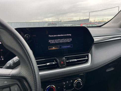 Used 2025 Chevrolet TrailBlazer LT image 21