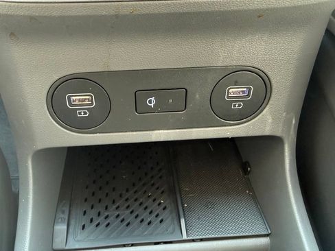 Used 2023 Hyundai Ioniq 5 Limited AWD/4WD image 8