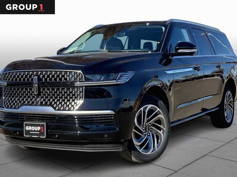 New 2025 Lincoln Navigator L Reserve AWD/4WD image 1