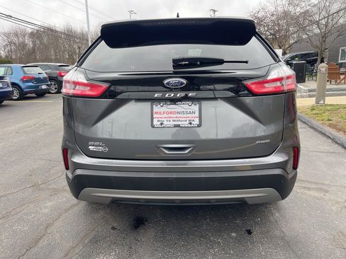 Used 2024 Ford Edge SEL image 4