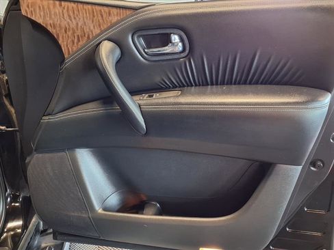 Used 2019 Nissan Armada SL w/ Premium Package image 14