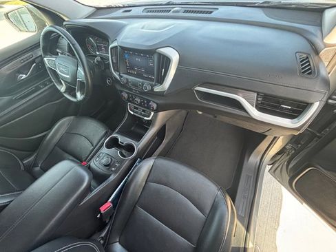 Used 2023 GMC Terrain SLT image 20