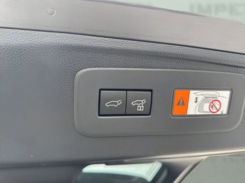 Used 2024 Lexus GX 550 550 Luxury w/ Cold Area Package image 33