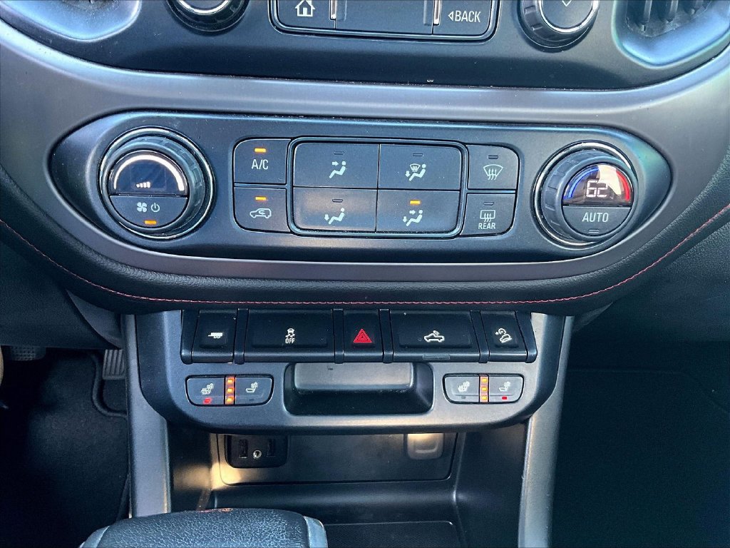 Used 2019 GMC Canyon All Terrain w/ Trailering Package AWD/4WD image 16