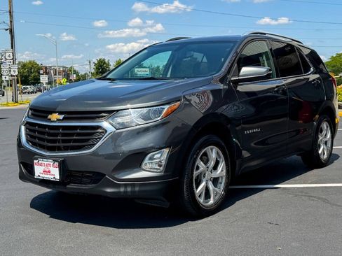 Used 2018 Chevrolet Equinox LT w/ Sun & Infotainment Package AWD/4WD image 8