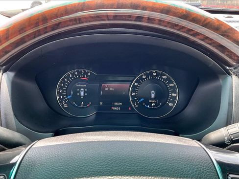 Used 2017 Ford Explorer Platinum AWD/4WD image 21