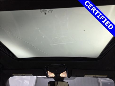 Used 2022 BMW 330i Sedan w/ Driving Assistance Package image 19