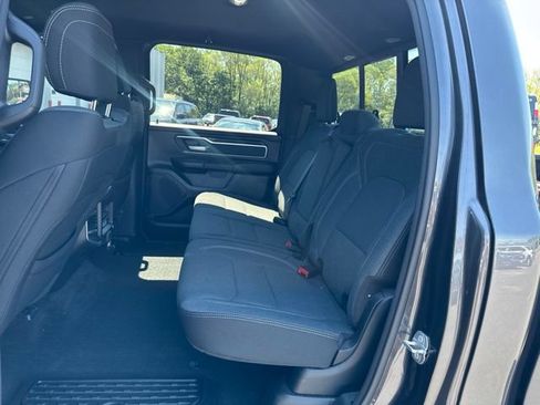 Used 2022 RAM 1500 Big Horn AWD/4WD image 13