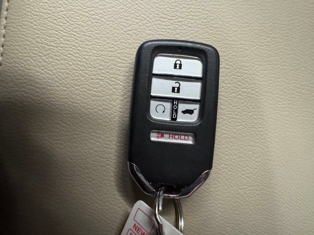 Used 2021 Honda CR-V Touring image 18