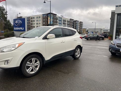 Used 2013 Hyundai Tucson GLS image 3