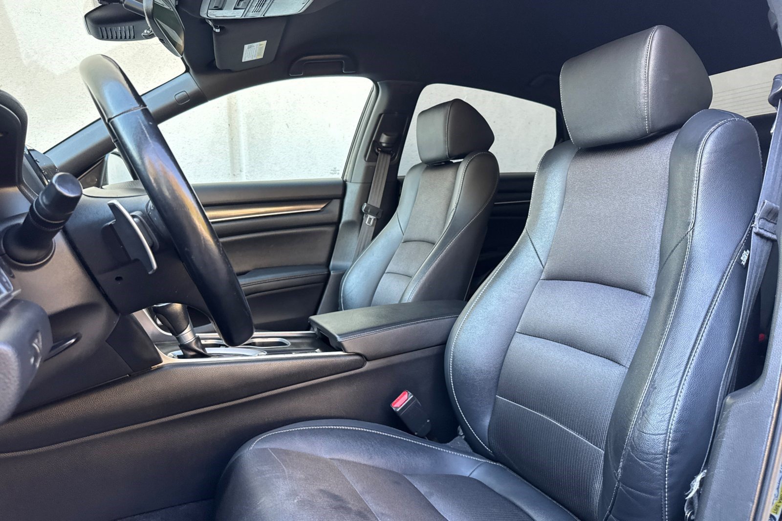 Used 2019 Honda Accord Sport image 5