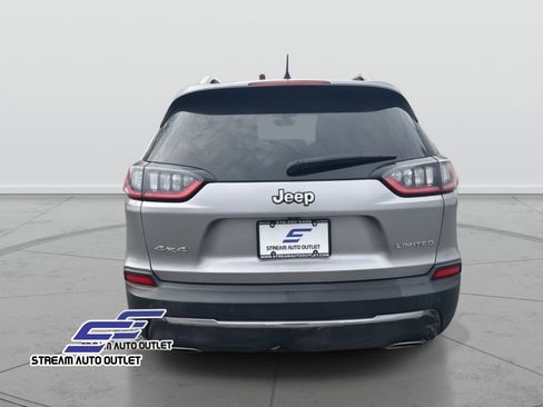 Used 2019 Jeep Cherokee Limited image 7