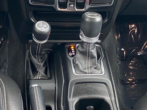 Used 2022 Jeep Wrangler Unlimited Sahara 4xe w/ Safety Group image 12