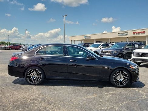 Used 2025 Mercedes-Benz C 300 Sedan w/ Winter Package image 6