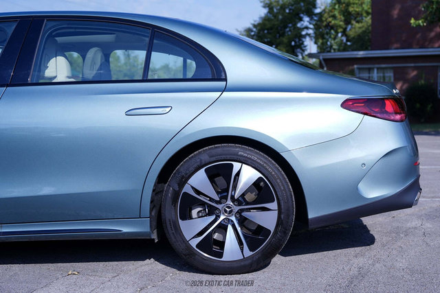 Used 2026 Mercedes-Benz E 450 4MATIC Sedan image 3