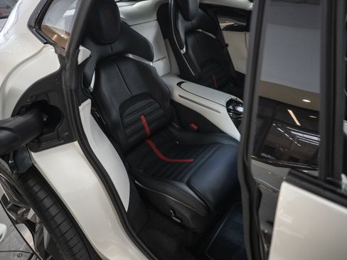 Used 2024 Ferrari Purosangue AWD/4WD image 41