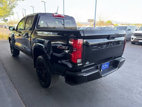 Used 2024 Chevrolet Colorado Z71 w/ Safety Package AWD/4WD image 14