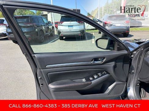 Certified 2024 Nissan Altima 2.5 SR AWD/4WD image 12