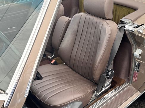 Used 1987 Mercedes-Benz 560 SL image 28