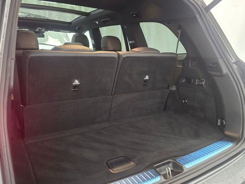 Certified 2025 Mercedes-Benz GLS 450 4MATIC image 23