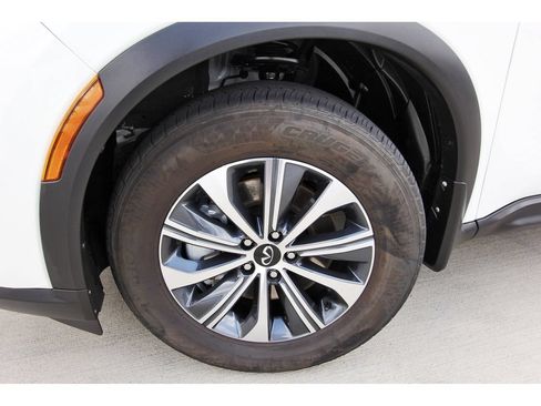 Used 2024 INFINITI QX60 Pure AWD/4WD image 32