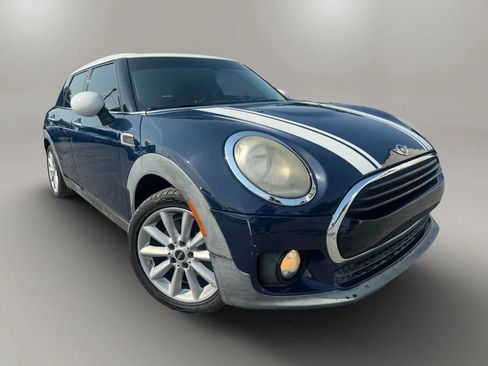 Used 2016 MINI Cooper Clubman FWD image 2