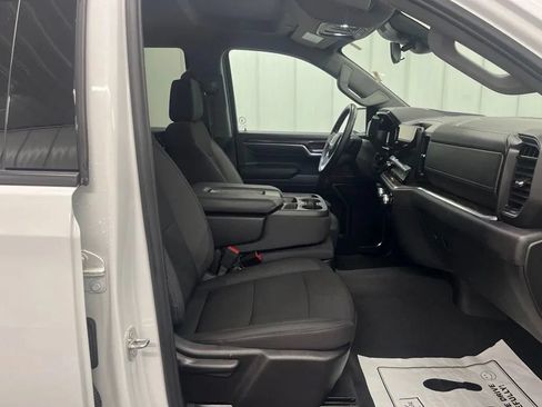 Used 2024 GMC Sierra 1500 Elevation AWD/4WD image 10