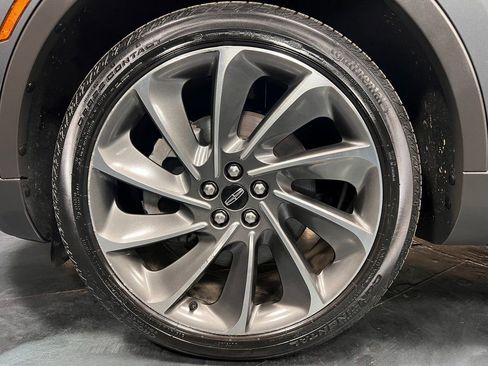 Used 2022 Lincoln Nautilus Reserve w/ Equipment Group 201A AWD/4WD image 27