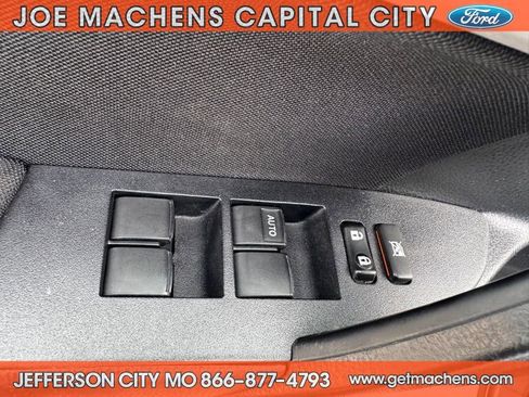 Used 2016 Toyota Corolla LE image 19