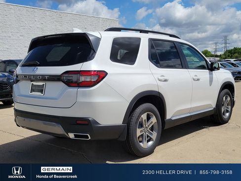 New 2026 Honda Pilot EX-L image 5