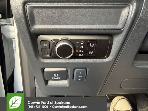 Certified 2025 Ford F150 Lightning Lariat w/ Max Trailer Tow Package image 30