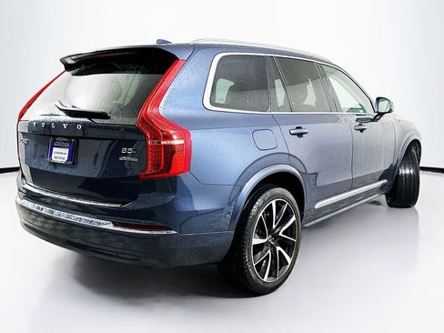 Used 2023 Volvo XC90 B5 Plus w/ Protection Package Premier AWD/4WD image 7