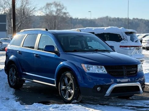 Used 2015 Dodge Journey Crossroad w/ Flexible Seating Group image 38