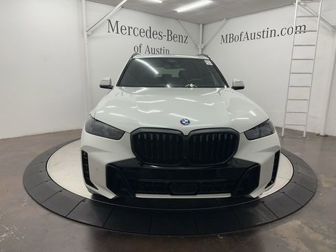 Used 2025 BMW X5 xDrive40i w/ M Sport Package image 2