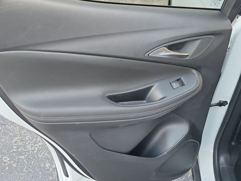 Certified 2024 Buick Encore GX Preferred FWD image 11