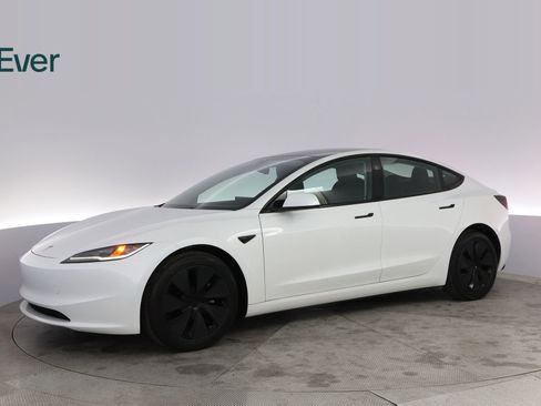 Used 2025 Tesla Model 3 Long Range AWD/4WD image 18