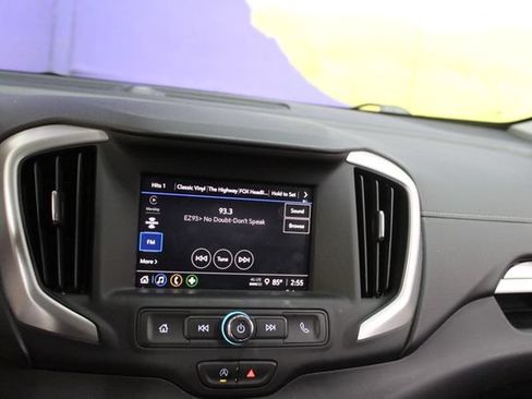 Used 2023 GMC Terrain SLE w/ Driver Convenience Package FWD image 19