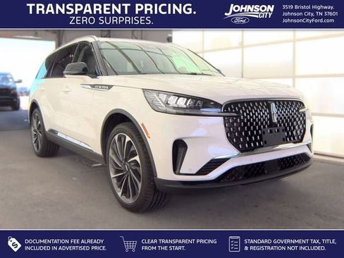 Used 2026 Lincoln Aviator Reserve AWD/4WD image 1