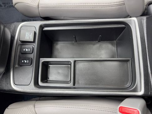 Used 2015 Honda CR-V Touring image 31