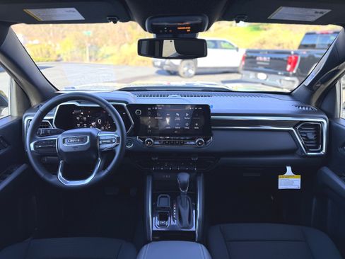 New 2026 GMC Canyon Elevation w/ Convenience Package image 16