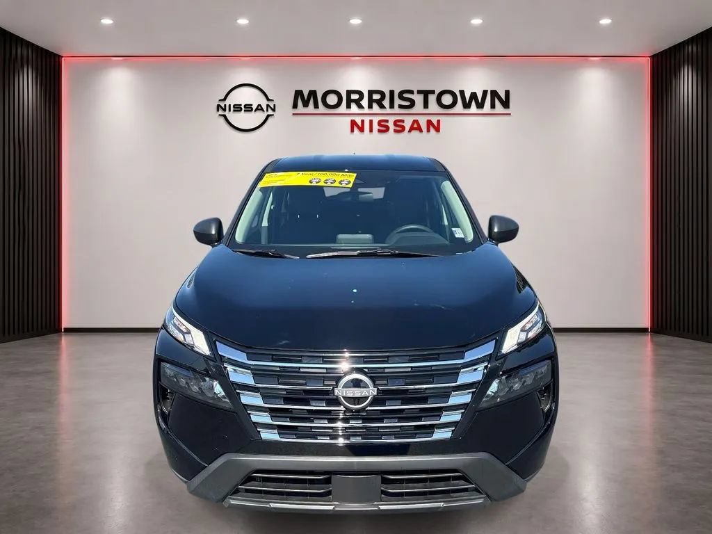 Used 2025 Nissan Rogue S FWD image 8