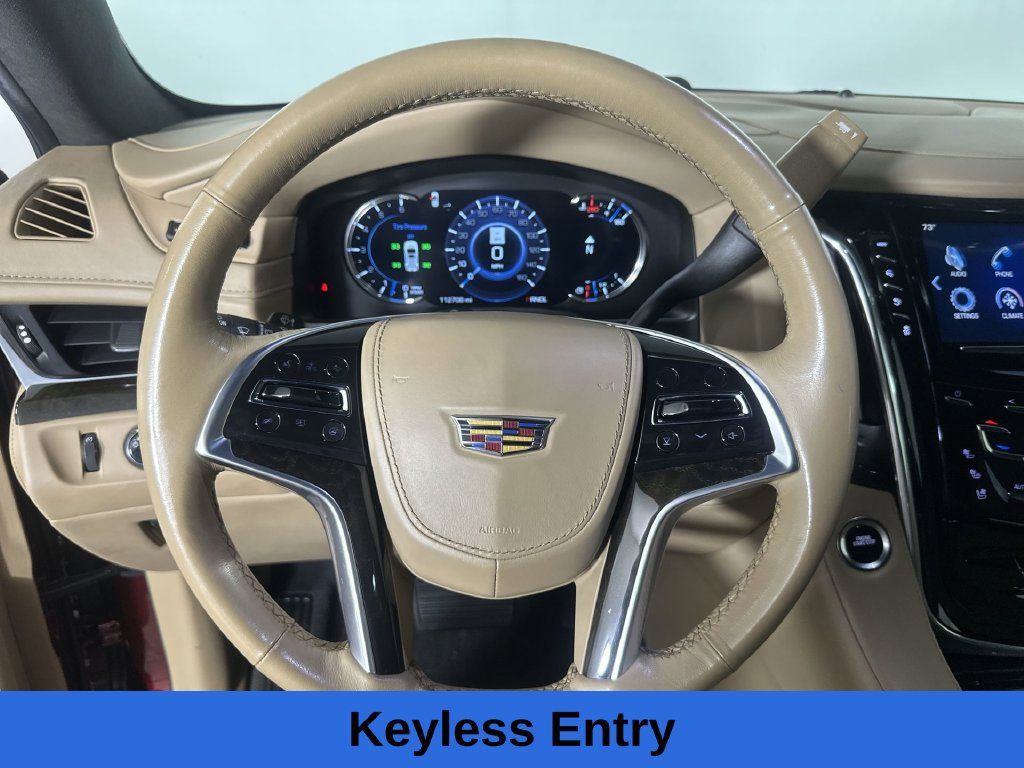 Used 2018 Cadillac Escalade Platinum AWD/4WD image 14