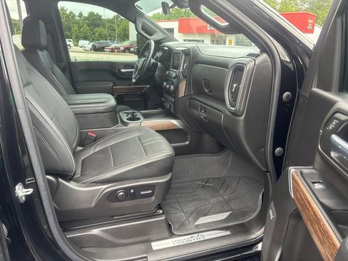 Used 2023 Chevrolet Silverado 3500 High Country w/ Technology Package AWD/4WD image 7