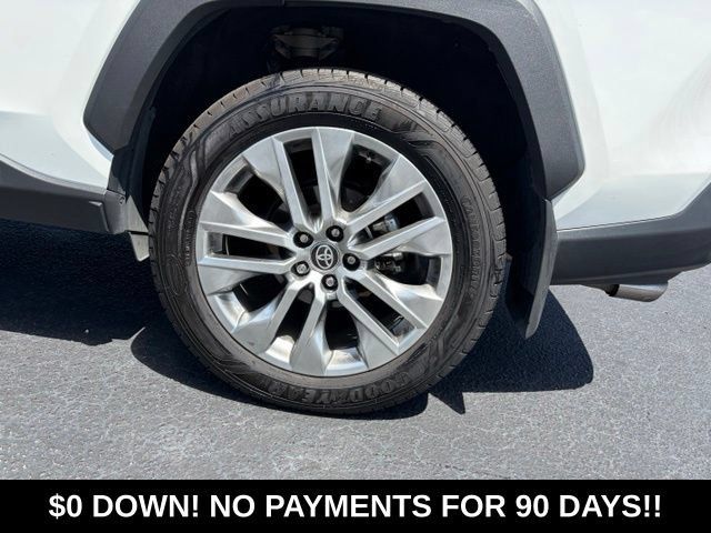 Used 2024 Toyota RAV4 XLE Premium w/ Weather Package AWD/4WD image 10